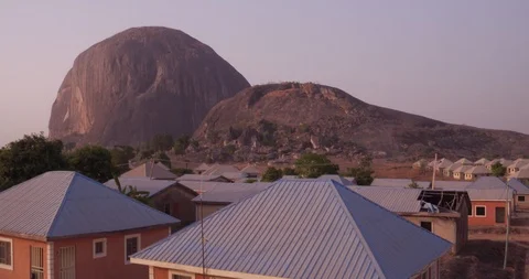 Zuma's Rock Stockbeeldmateriaal 93701565