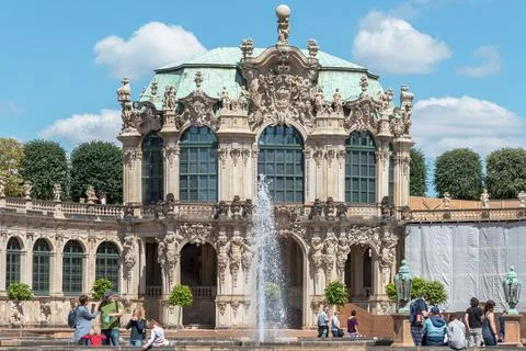 The Zwinger, a palatial complex in the baroque style in Dresden, Germany. Tra Stock Photos